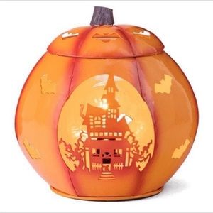Scentsy Paranormal Pumpkin Warmer